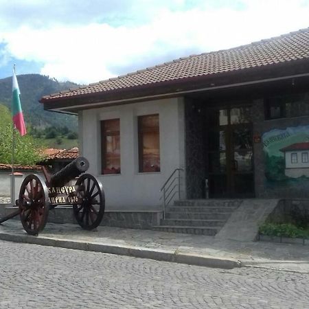 Калчевата Къща Hotel Klisura  Buitenkant foto